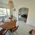 Flat In Juan